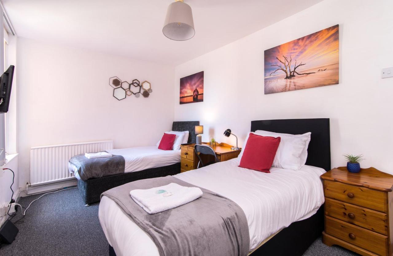 Characterful 2 Bed Apartment - Spacious & Comfy Castle Donington Exteriör bild